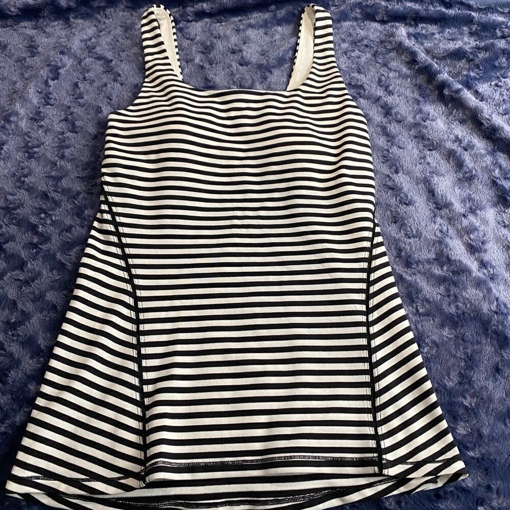 Lululemon Amala Black & White Striped Tank top 6 - Picture 11 of 11